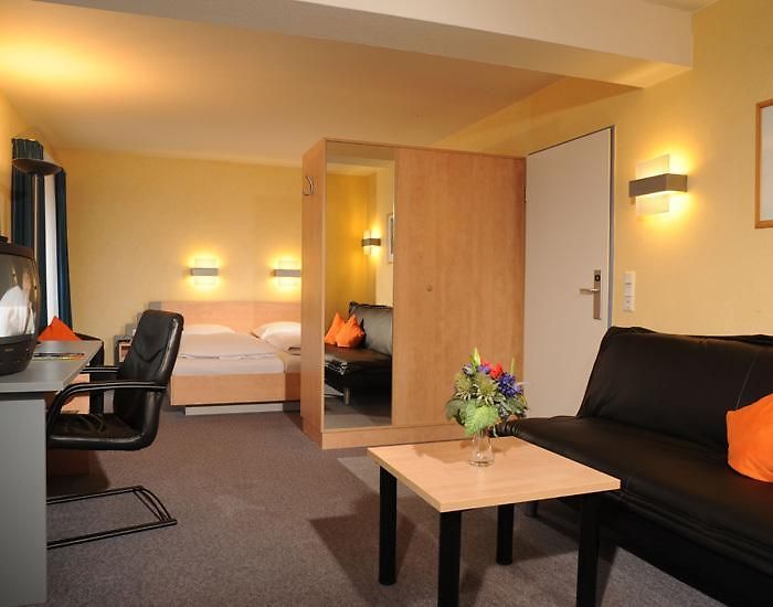 Hotels In Weiden Cologne