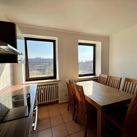 Altstadthotel Hayk Am Rhein Κολωνία