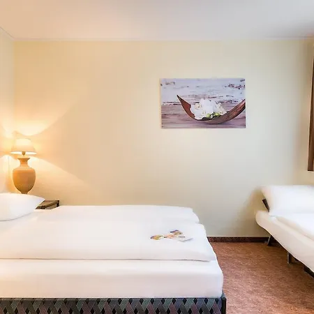 Select Silence Garden Hotel 4*