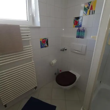 Dachgeschoss Feriewohnung Fuer Zwei Апартаменты Кёльн