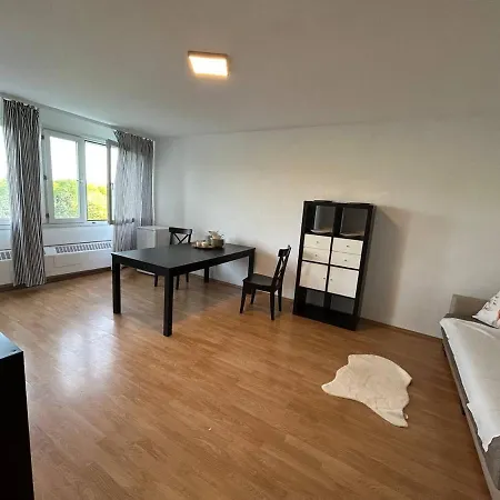 Moeblierte Im Herkules Neuehrenfeld Colónia