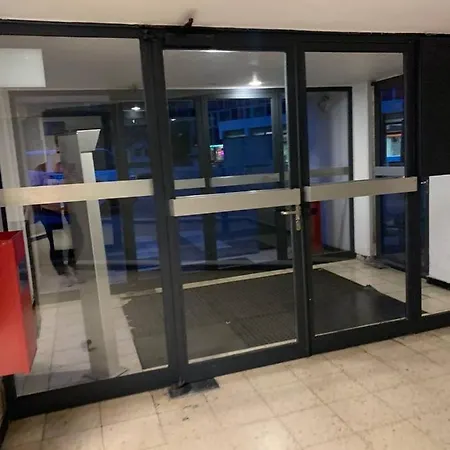 Moeblierte Im Herkules Neuehrenfeld Apartamento Colónia