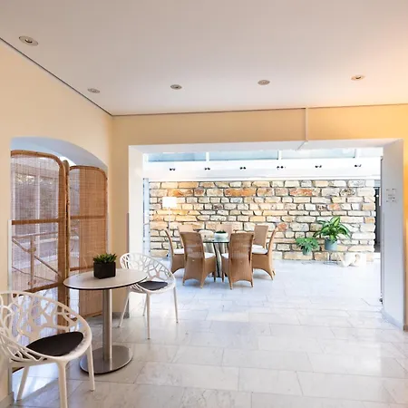 Select Silence Garden Hotel 4*