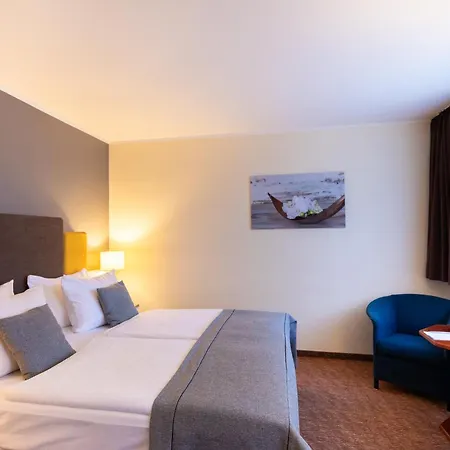 Select Silence Garden Hotel 4*