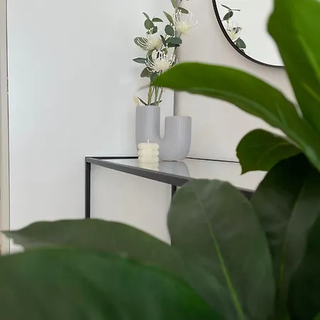 Queens Peak Apartment Köln