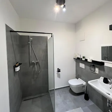 Queens Peak Apartment Köln