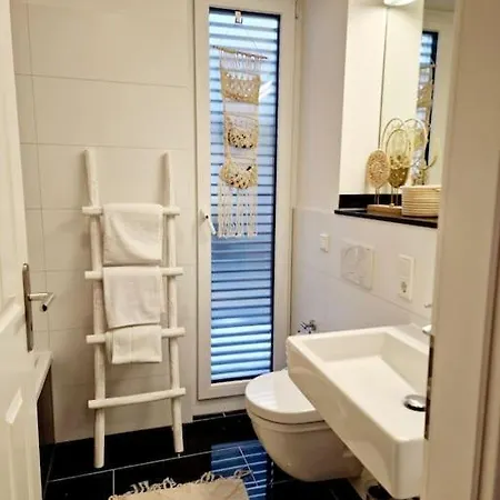 Appartamento Gemuetliche Am Rhein Colonia