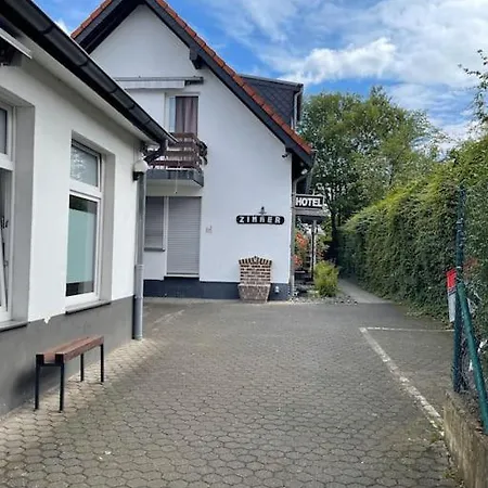 Cozy Studio In Neusser Street * Köln