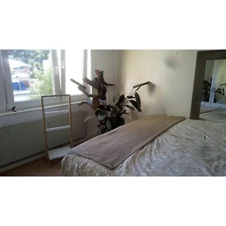 Daire Kleine Gemuetliche Wohnung, Direkt Neben Messe Und Lanxess Arena *