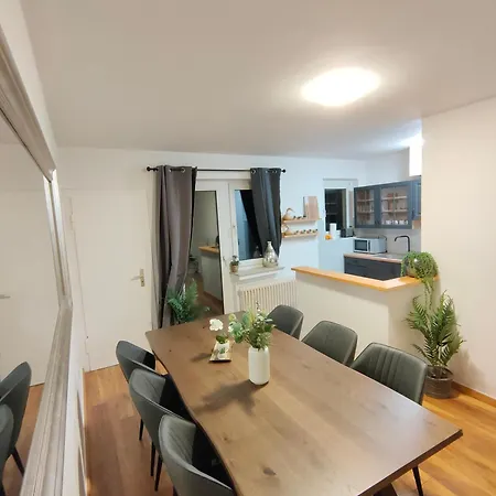 公寓 Large - Modern & Fully Equipped - Near Fair