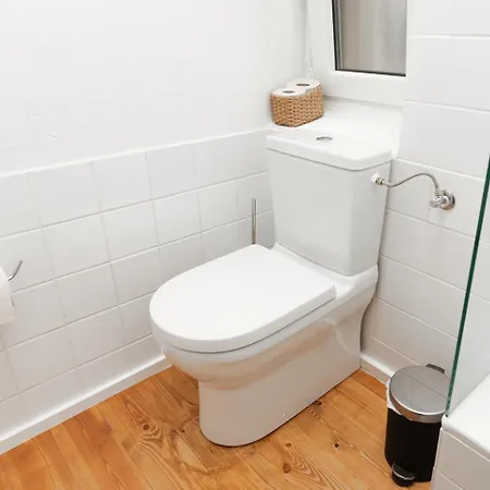 Apartment Ruhiges Altbau-apartment In Bester Lage *