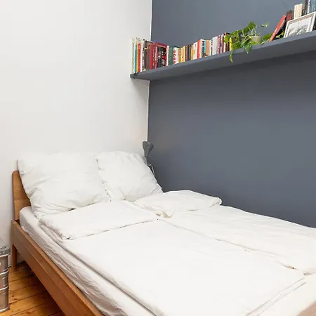 Apartment Ruhiges Altbau-apartment In Bester Lage