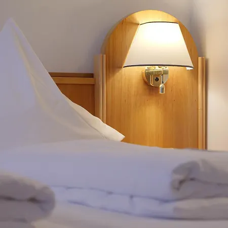 Ilbertz Garni 3* Colonia