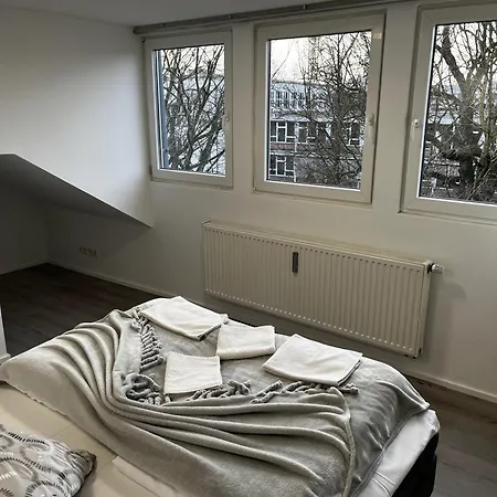 Апартаменты On The Rhine,