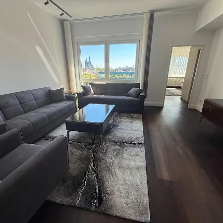 Premium Loft Xxl * Keulen