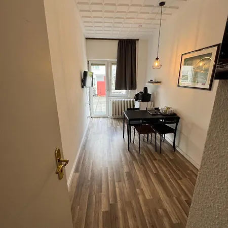 50 Qm Zentral In Domnaehe * Colonia