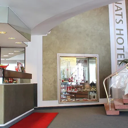 Hotel Senats 3*