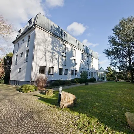 Select Silence Garden Hotel 4*
