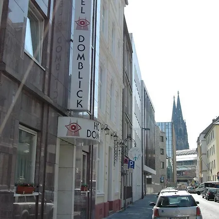 Domblick Garni Hotel 3*