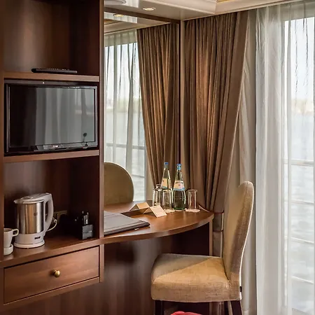 Knm Ms Switzerland Ii - Hotel Colonia