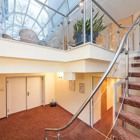 Select Silence Garden Hotel 4*