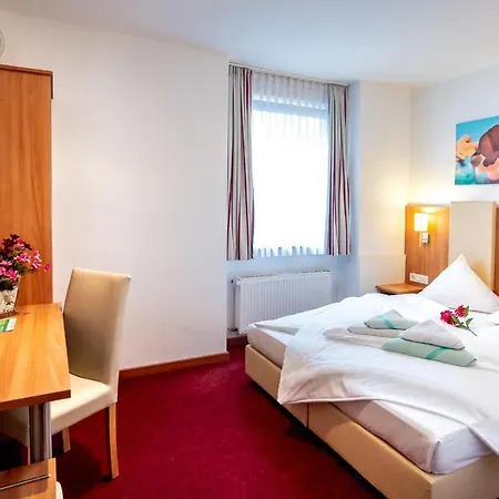 Hotel Domblick Garni 3*