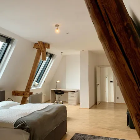 Altstadthotel Hayk Am Rhein 3* Κολωνία