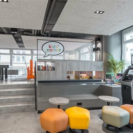 Hotel A&o Neumarkt 2*