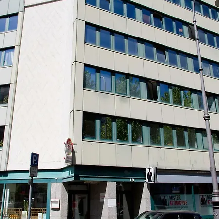 *** Comfortable 30m2 Studio Hansaring 19 *** Mediapark / Messe / Dom Appartamento *
