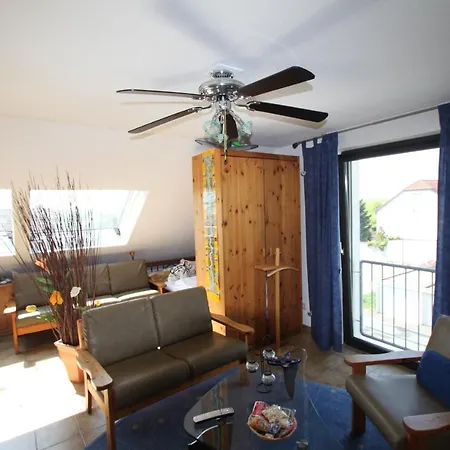 Homestay Am - *