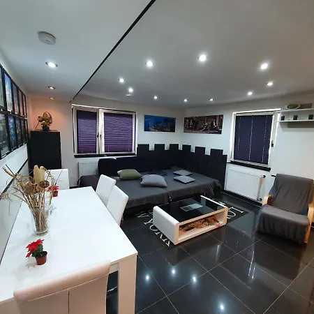 Homestay Sinuessa