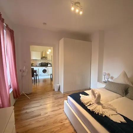 Apartamento Gemutliche Mitten In *