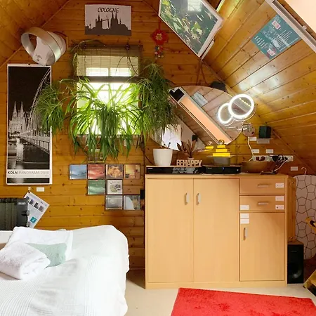Feel At Homestay Cologne