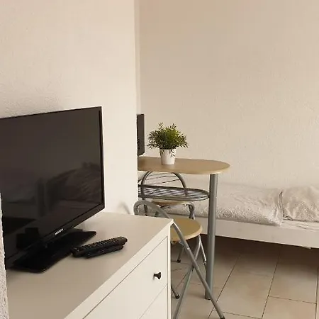 Apartment Workers-sleep-station