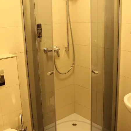 Lovely Studio West - Neues Momomotel Hotel *