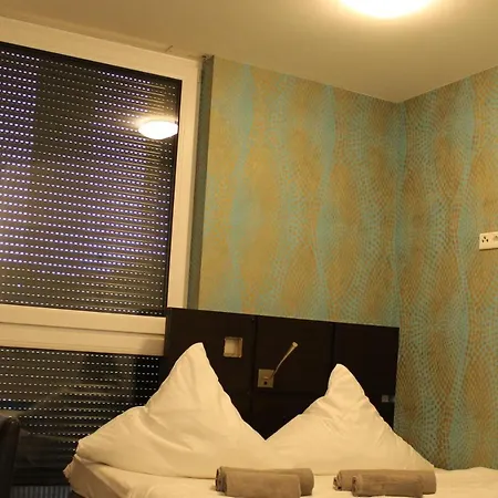 Lovely Studio West - Neues Momomotel Hotel