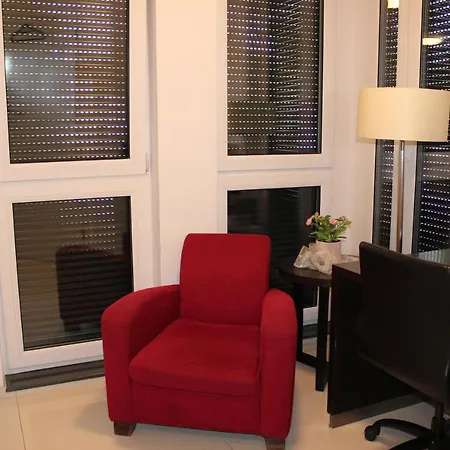 Lovely Studio West - Neues Momomotel * Colónia