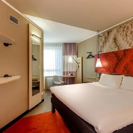 Ibis Centrum Hotel