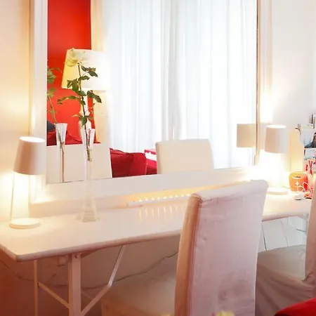 Townhouse Downtown Suites & Apartament *