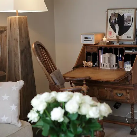 Townhouse Downtown Suites & Apartament *