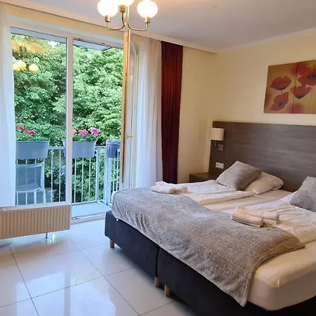 Cara Hotel 3*