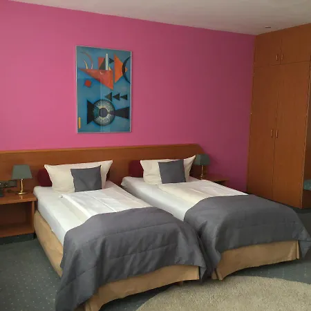 Servatius 3* Keulen