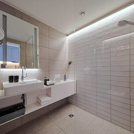 Hotel Adina Cologne