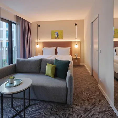 Adina Hotel 4*