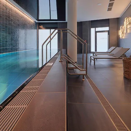 Hotel Adina Cologne