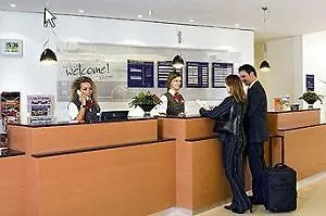 Mercure West Hotel Kolonia