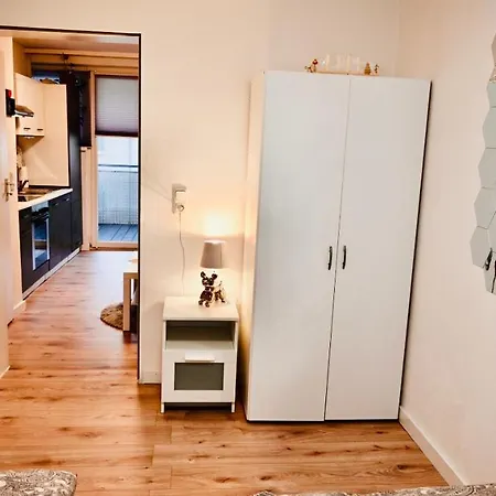 Apartment With Balkon - Near Koelnmesse - Temporary Living- Cologne
