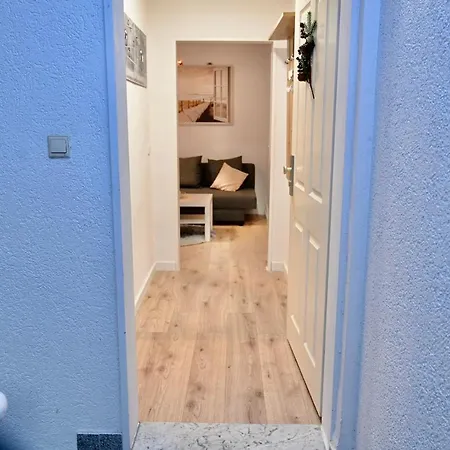 With Balkon - Near Koelnmesse - Temporary Living- Apartment *