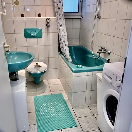 With Balkon - Near Koelnmesse - Temporary Living- Cologne