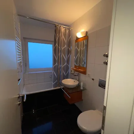 Griffin Am Neumarkt Hotel 3*